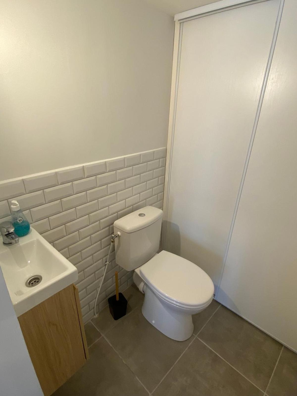 Superbe Appartement Climatise Avec Patio Montpellier Ngoại thất bức ảnh